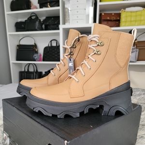 NIB Sorel Waterproof Brex Lace Up Boots Tawny Buff Black 7.5